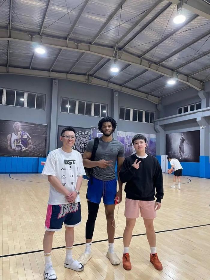 为什么篮球不同位置需要不同的训练重点_0