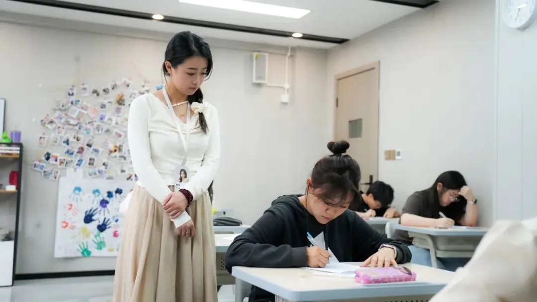 女篮运动员如何强化篮球技能_2